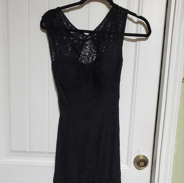Betsy & Adam Evening Gown Size 4 - Image 2