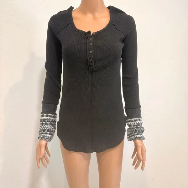 Free People medium Ski Lodge Henley thermal top TLS1 3280 - Image 10