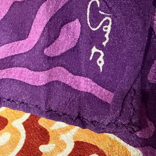 Oscar de la Renta Silk Scarf Purple Paisley Floral Made In Japan Vintage Luxury - Image 10