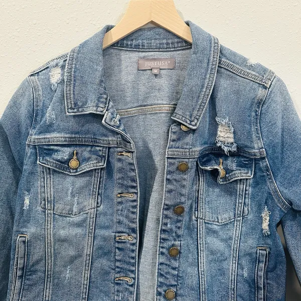 Just USA Boutique Women Distressed Blue Staircase Hem Jean Jacket Button Up-Med - Image 5