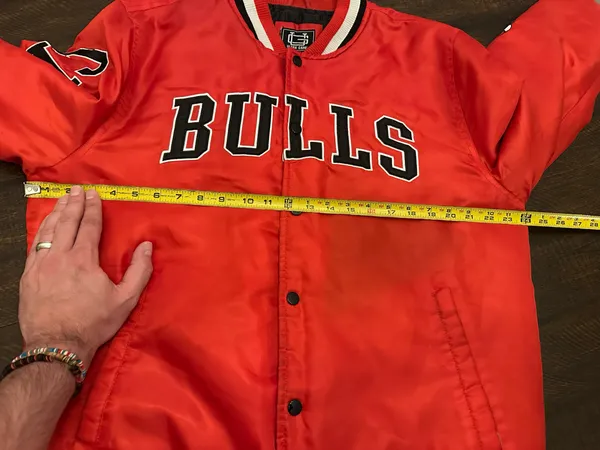 NBA Ultra Game Men's L Chicago Bulls Bomber Varsity Snap Up Jacket - Image 6