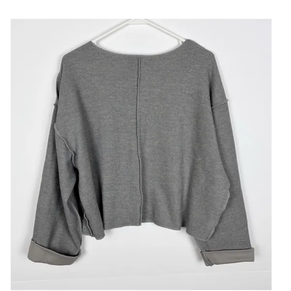 Urban Outfitters Jax Inside Out Oversized Notch Neck Top Gray Size Medium - Image 5