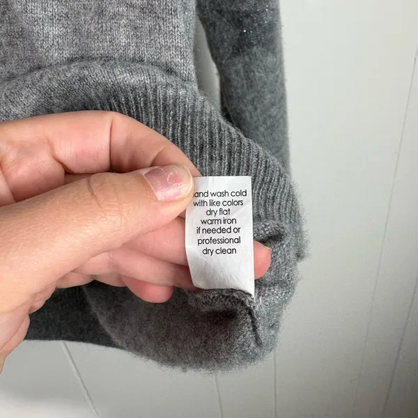 27 Miles 100% Cashmere Gray Silver Metallic Star Print Knit Sweater Small S - Image 5