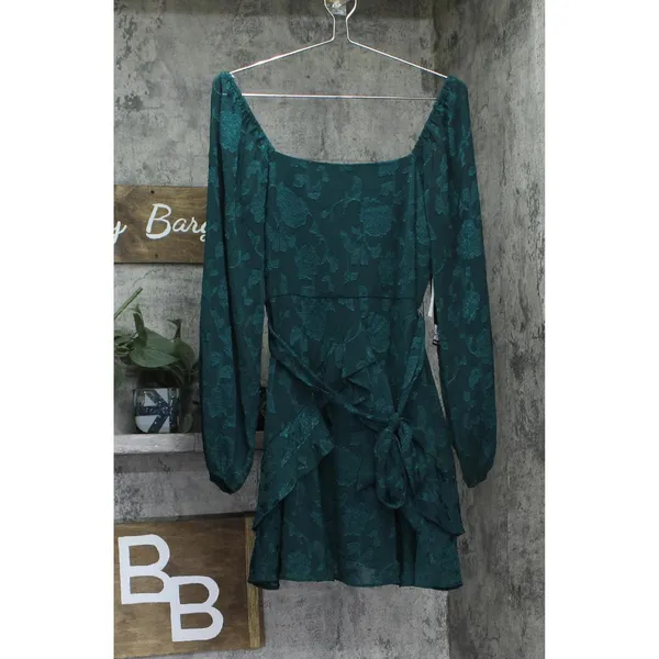 NWT Trixxi Waist Ruffled Jacquard Fit Flare Sheer Sleeved Dress Hunter Green L - Image 4