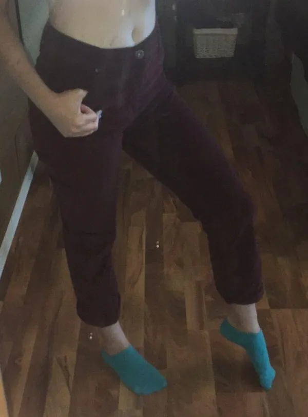 Maroon corduroy mom jeans - Image 3