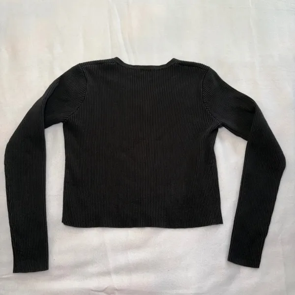 John Galt Brandy Melville Black Ribbed Button Front V-Neck Cardigan Cropped OS - Image 8