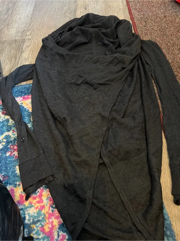 Lululemon Black Women's Draped Knit Sweater/shawl - Image 6