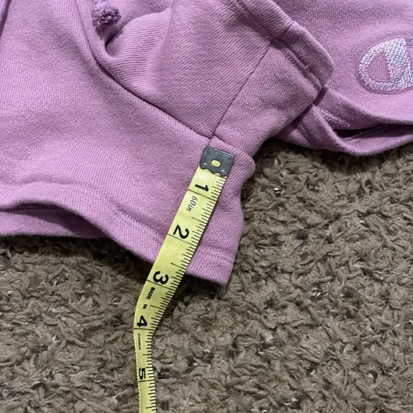 Champion shorts-Size Large - Image 7