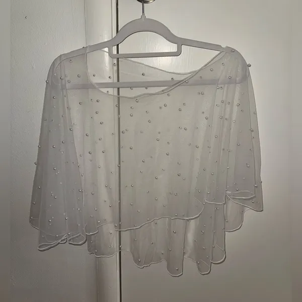 Etsy Ivory Bridal Pearl Cape Wedding Shawl - Image 6