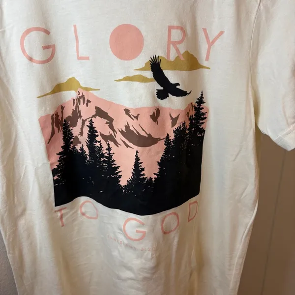 Women's White Graphic Tee‎ Pink Size M - Image 2