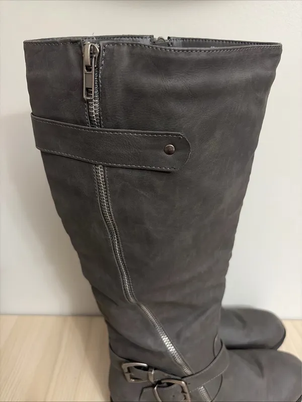 Vanity Amira Gray Knee-High Women's Boots size 8 - Image 8