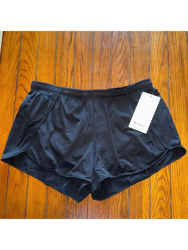Lululemon Swiftly Short Mid-Rise 3” Black Size 14 NWT - Image 2
