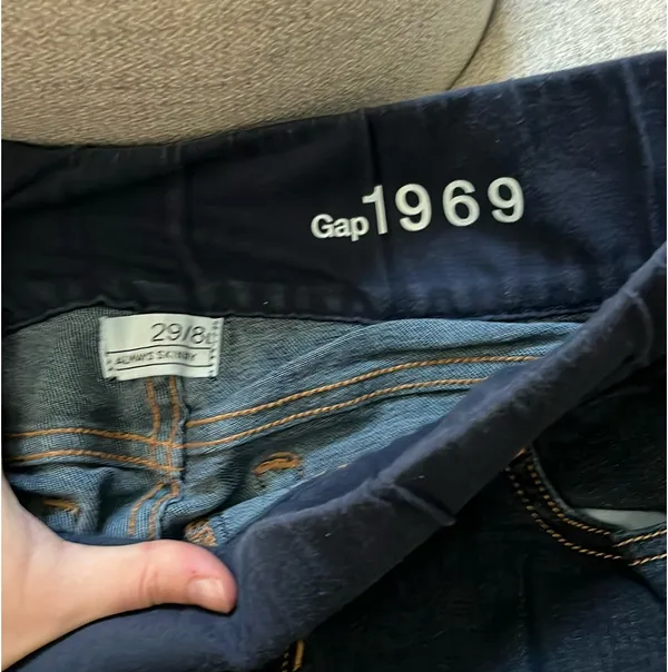 Gap Maternity Skinny Jeans 1969 Always - Image 3