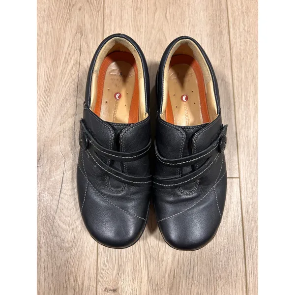 Clarks‎ Artisan Unstructured Black Leather Loafers Button Detail Womens 6M - Image 3