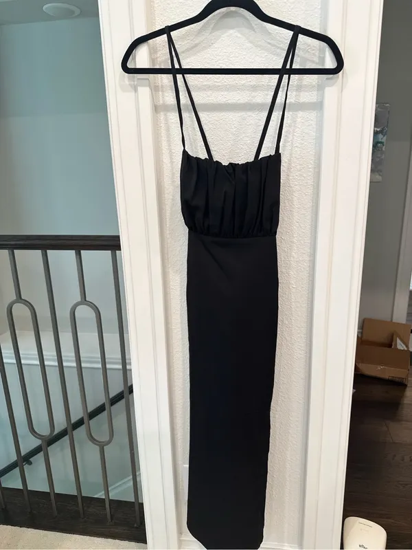 Dress Forum NWT Black Open Back Midi Dress Size Large - Image 3