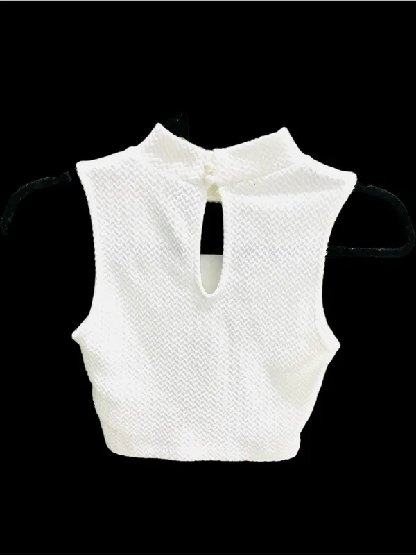 H&M White Textured Sleeveless Crop Top Sz XS NWOT - Image 6