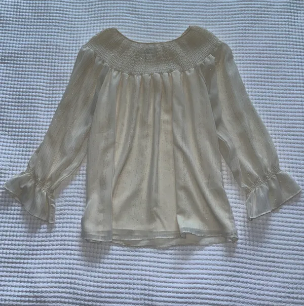 Boutique Cream Blouse Size M - Image 2