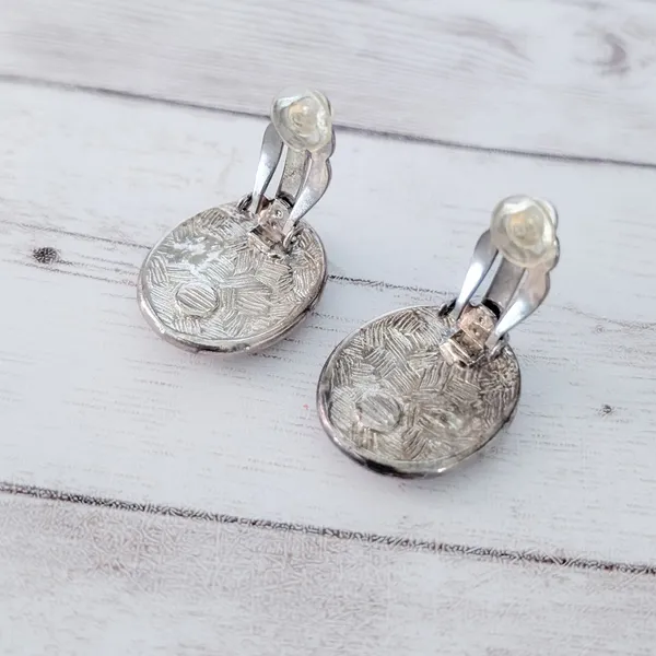 Vintage Clip On Earrings Dusky Pinkish Tone Oval - Image 5