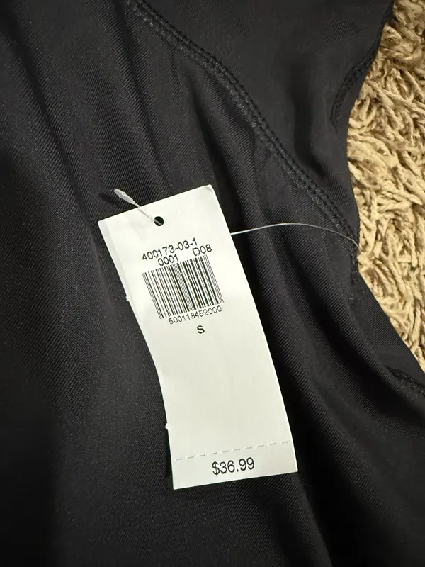 Old navy skirt - Image 4