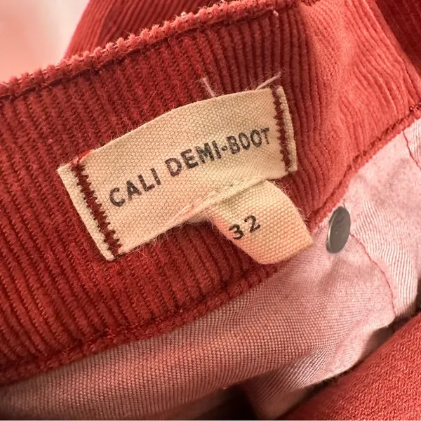 Madewell Cali Demi-Boot Jeans in Corduroy: Button-Front Edition Size 32 - Image 8