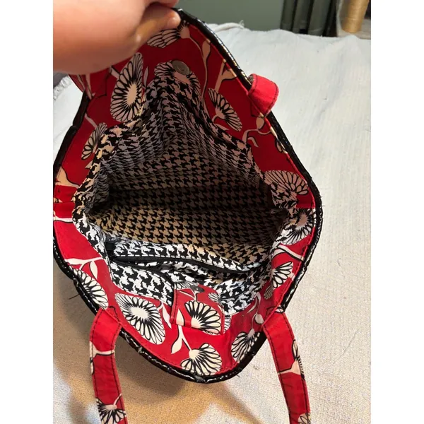 Vera Bradley Deco Daisy Retired 2011 Red Black White Floral Geometric Tote - Image 12