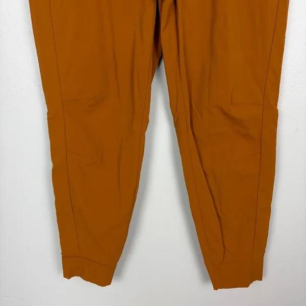 Athleta Trekkie North Jogger Cattail Brown Stretch Hiking Adventure Size 4 - Image 4