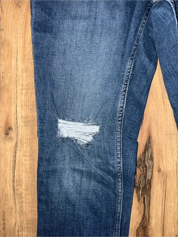 Old navy jeans - Image 3