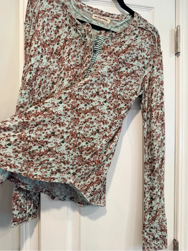 NWOT Free People We The Free Size S Floral Stripe Henley Top Long Sleeve Boho - Image 2