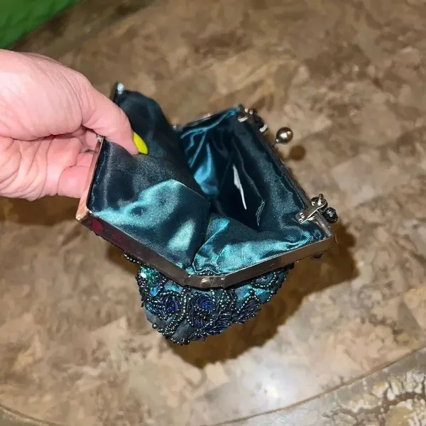 Sequined evening handbag purse with beads clutch green - Image 4