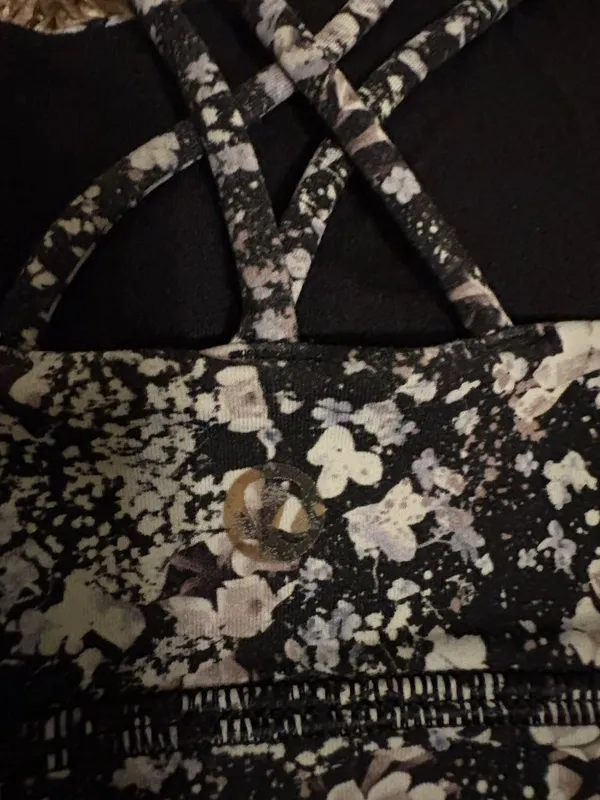 Lululemon Free To Be Bra *Long Line Size 6 Floral Spritz Multi Black White Pads - Image 3
