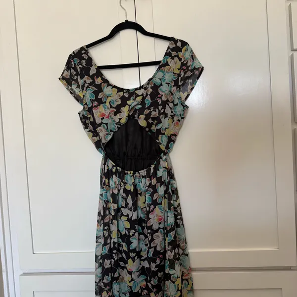 Women’s floral American Rag CIE dress - Image 9