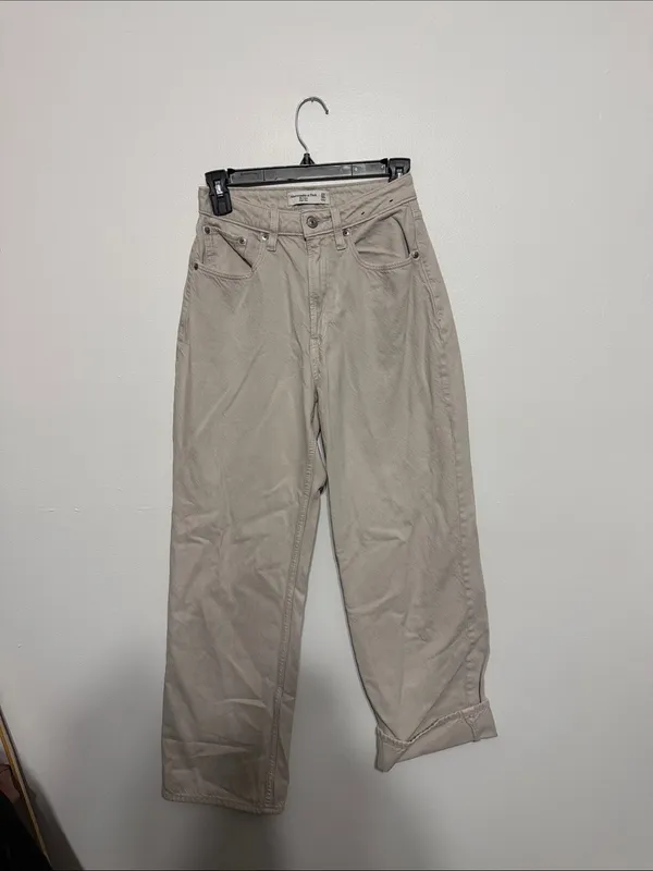Abercrombie & Fitch Light Beige “The Loose” Baggy Jeans - Image 2