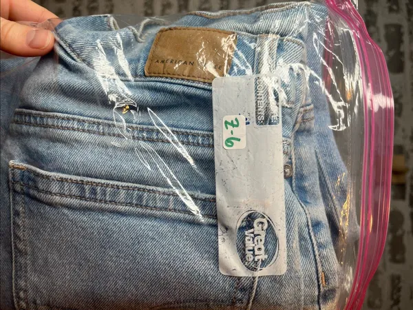 American Eagle | women super high rise straight denim jeans - Image 3