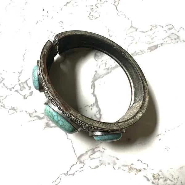 Faux turquoise silver engraved clamper bracelet Blue - Image 3
