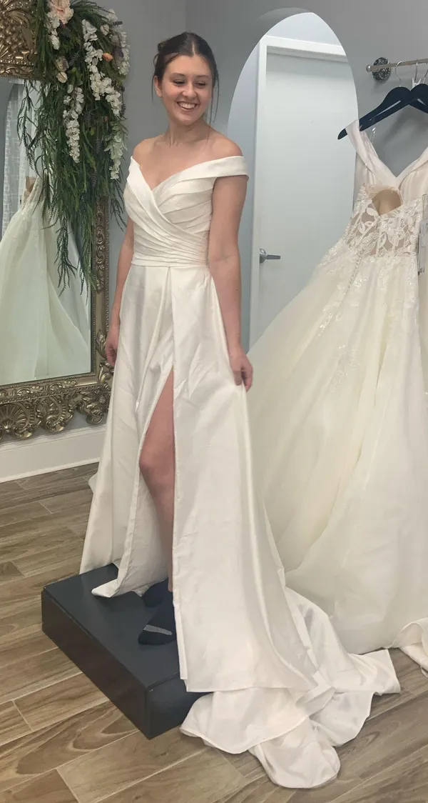 Wedding Dress White Size 10 - Image 4