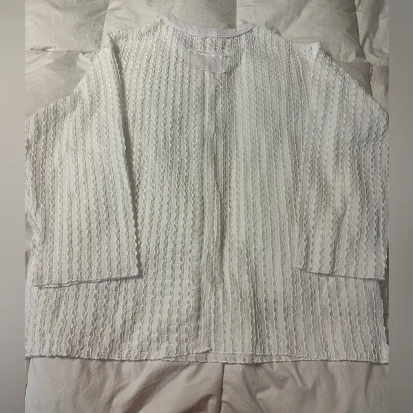POL Ivory Her Kind Eyelets Crochet Eyelet Top - NWOT - Size L - Image 5