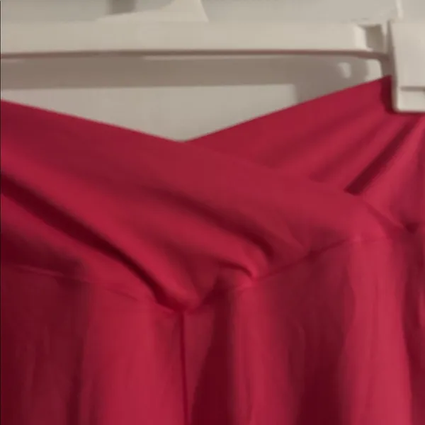 Aerie Real Me Classic Crossover 7/8 Hot Pink Legging - Image 2