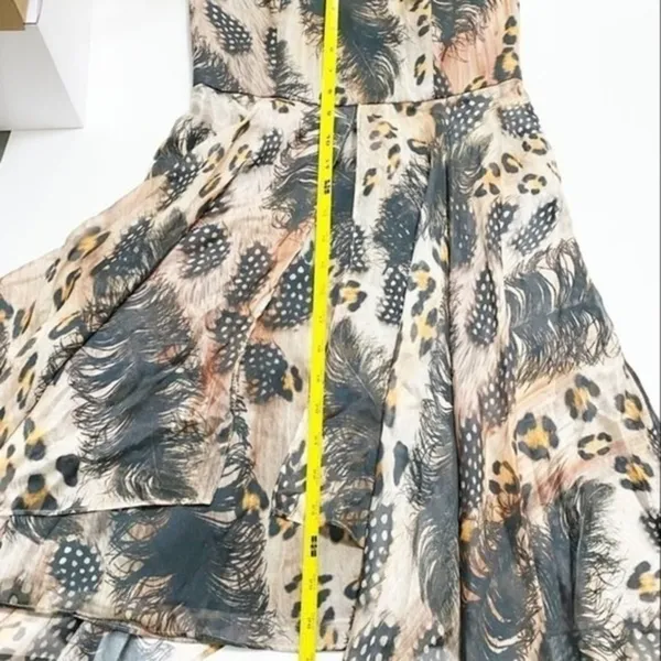 Forever New Briella Silk Strapless Hanky Hem Animal Feather Print Dress Size 8 - Image 8