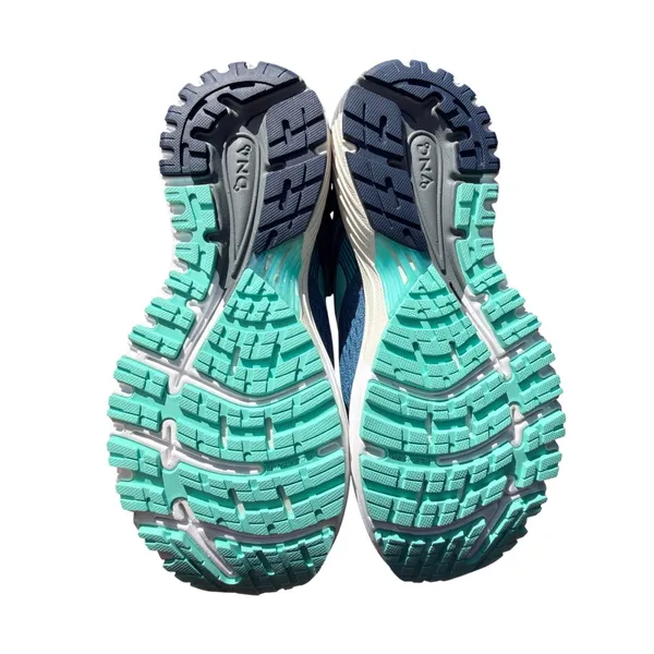 New In Box Brooks Running Shoes Women's Size 8 - Image 3