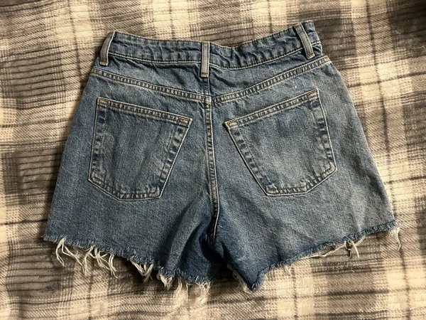 Topshop Denim A-line Shorts size 4 excellent condition - Image 3
