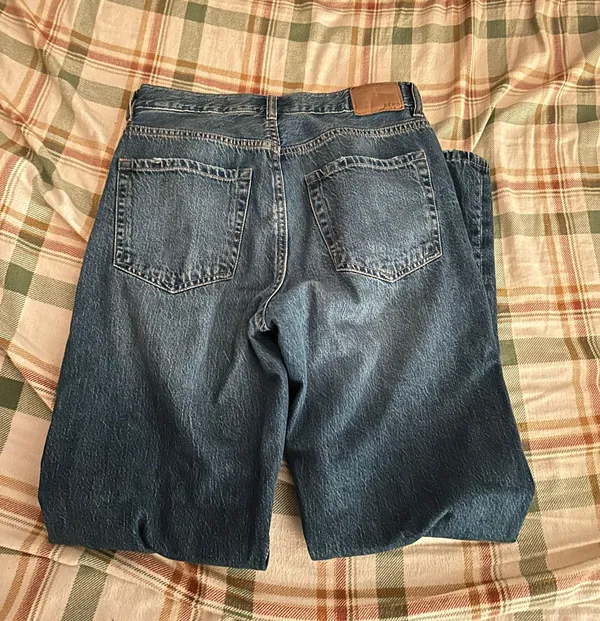 Aeropostale 90s Baggy Jeans - Image 3