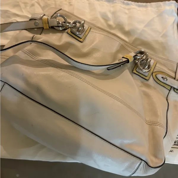 Coach Colette Leather Carryall Bag - Image 8