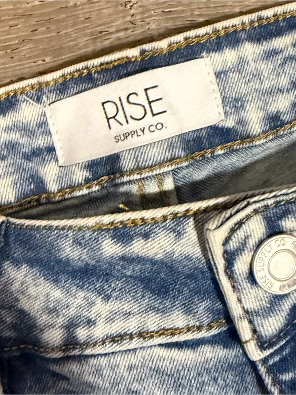 NWT Rise Apparel Co Wide Leg Acid Wash Jeans - Image 5