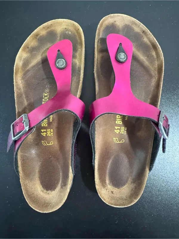 Birkenstock Metallic Magenta Gizeh Thong Sandals - Image 4