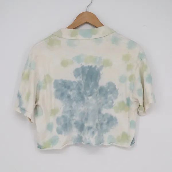 American Eagle Womens Small Blue Green Tie Dye Cropped Polo Shirt Raw Hem Cotton - Image 4