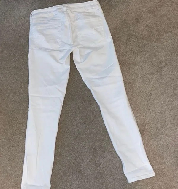 White  Jeans - Image 2