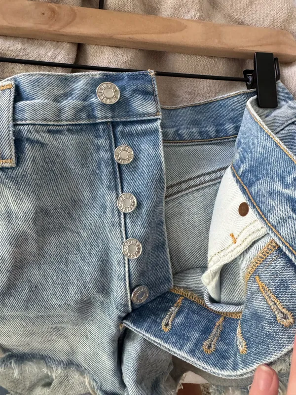 AGOLDE Parker Shorts - Image 4