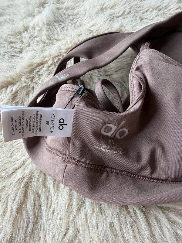 Alo Yoga Bra - Image 3