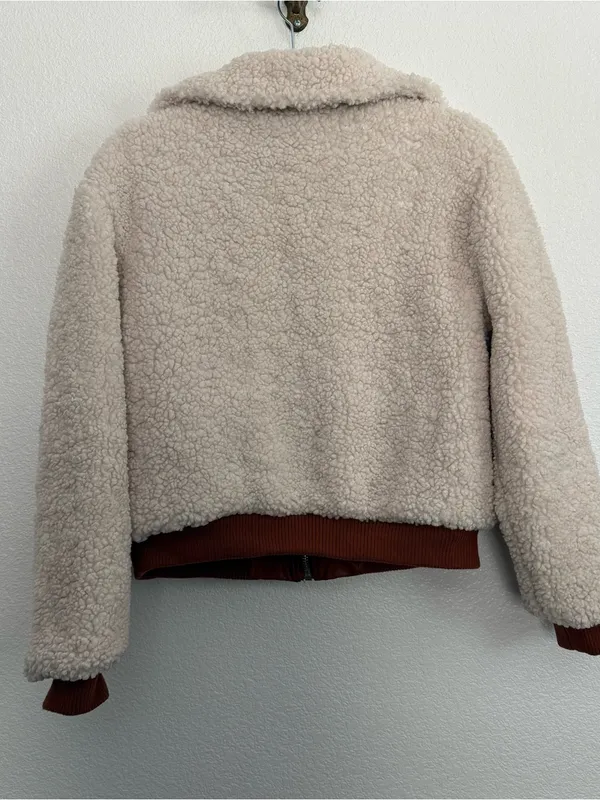 Blank NYC Faux Shearling Crop Jacket Small Marshmellow Brown - Image 6