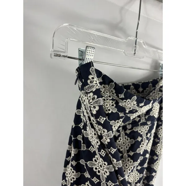 Zara Navy Embroidered Pant Size Small - Image 3
